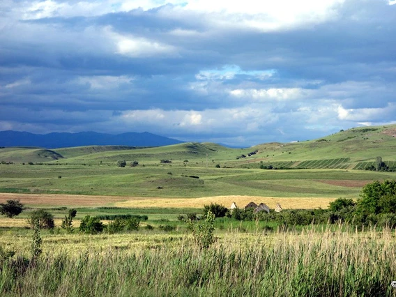 Landscape photograph of Ovce Pole in North Macedonia.